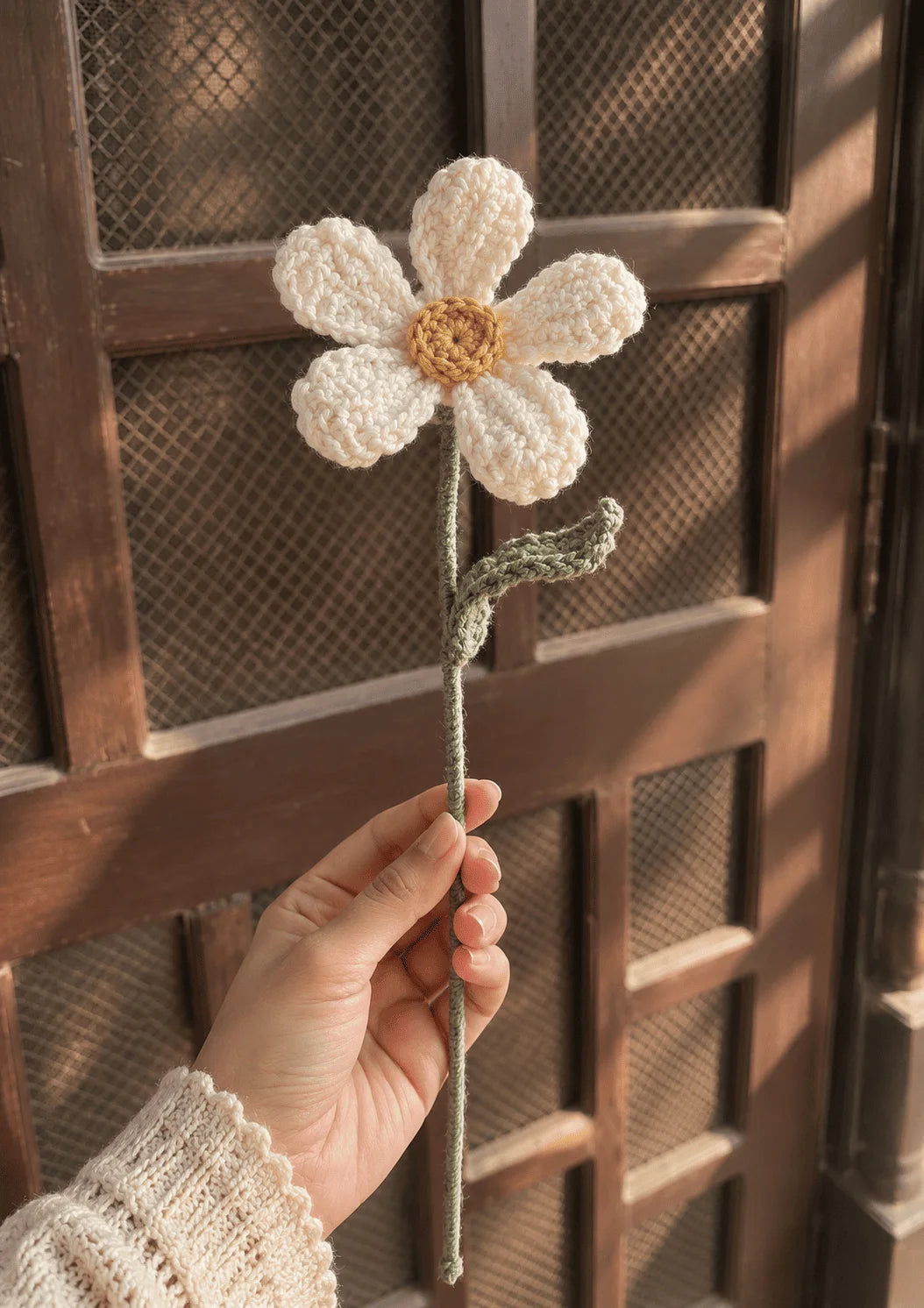 Meadow Daisy Crochet Flower