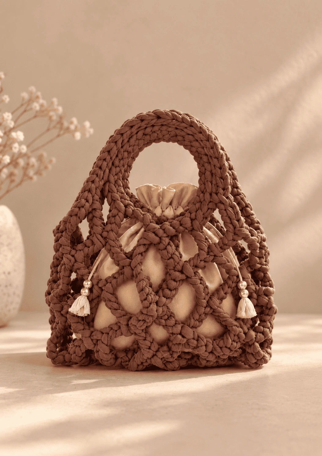 Mocha knot crochet bag