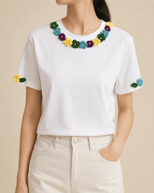 Bloom Collar Crochet T-shirt